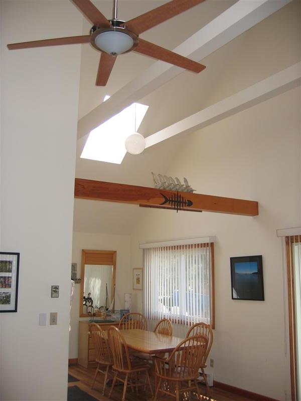 45 Hamblen Way 3 bedroom, 2 bath showing dining room skylight and cathedral ceiling fan